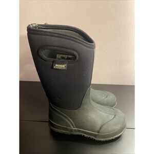 BOGS Youth Size 1 Pull On Boots Black